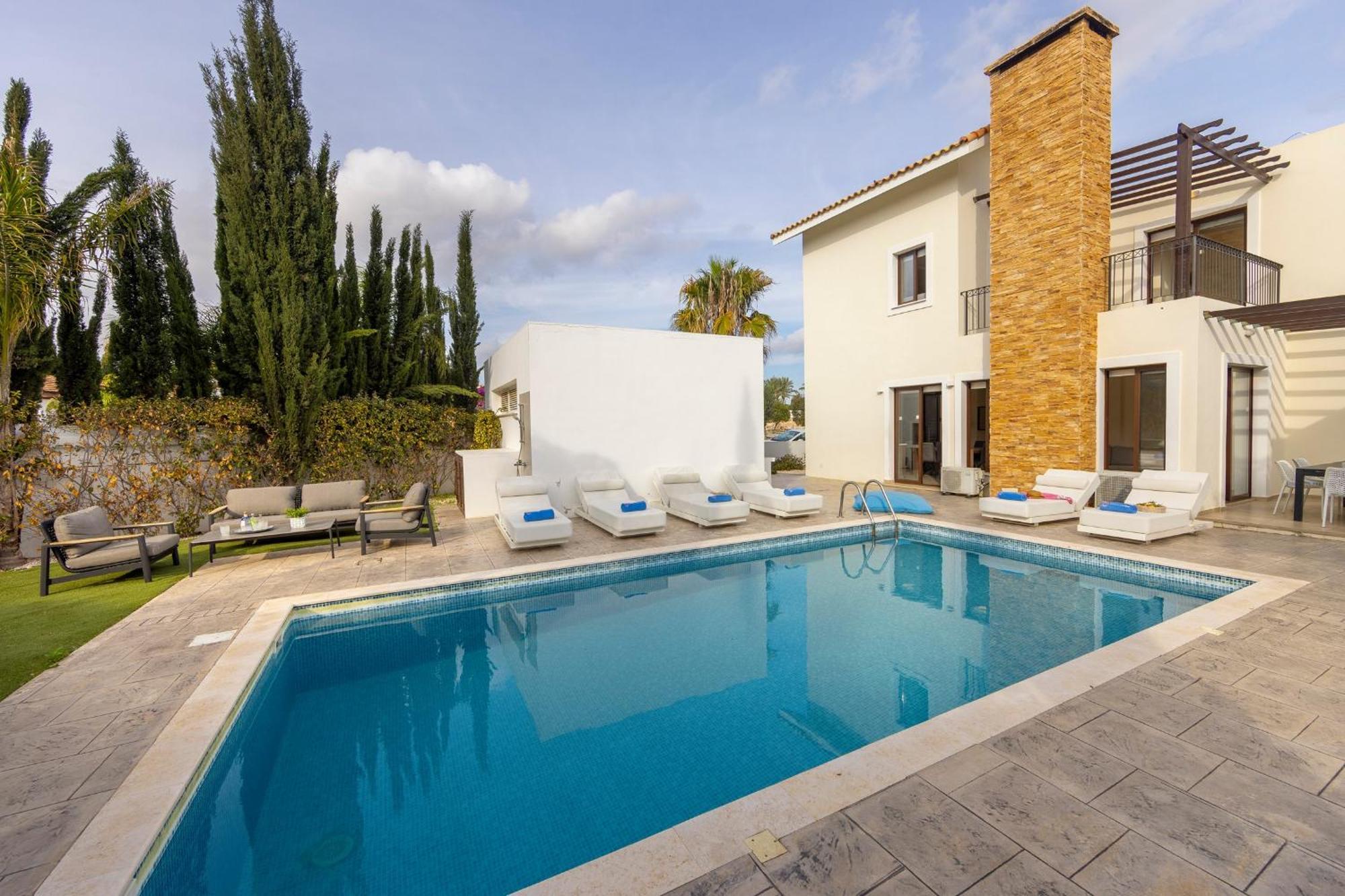 Ionion H32 Villa
